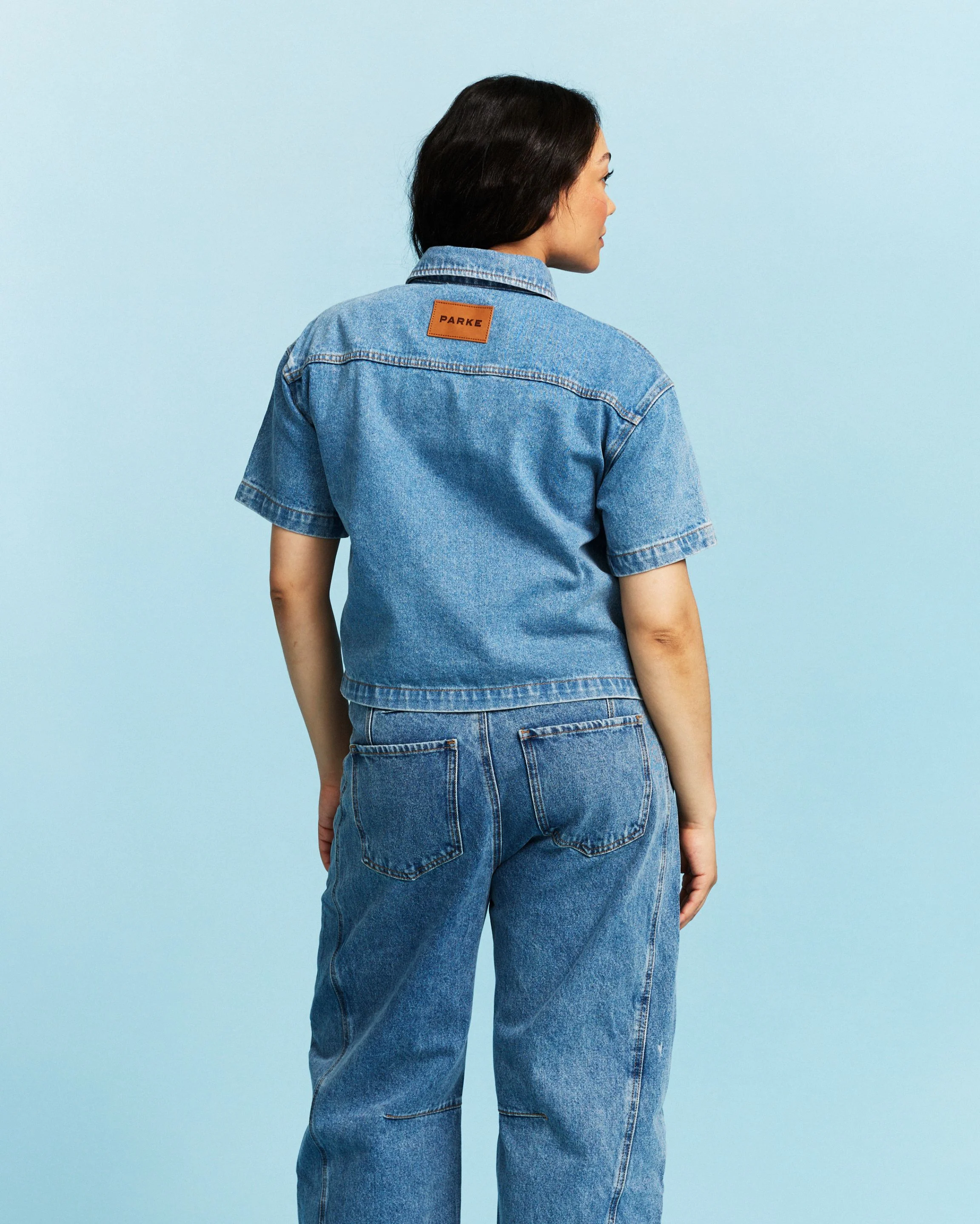 Cropped Short Sleeve Denim Shirt - Vintage Wash - Image 4