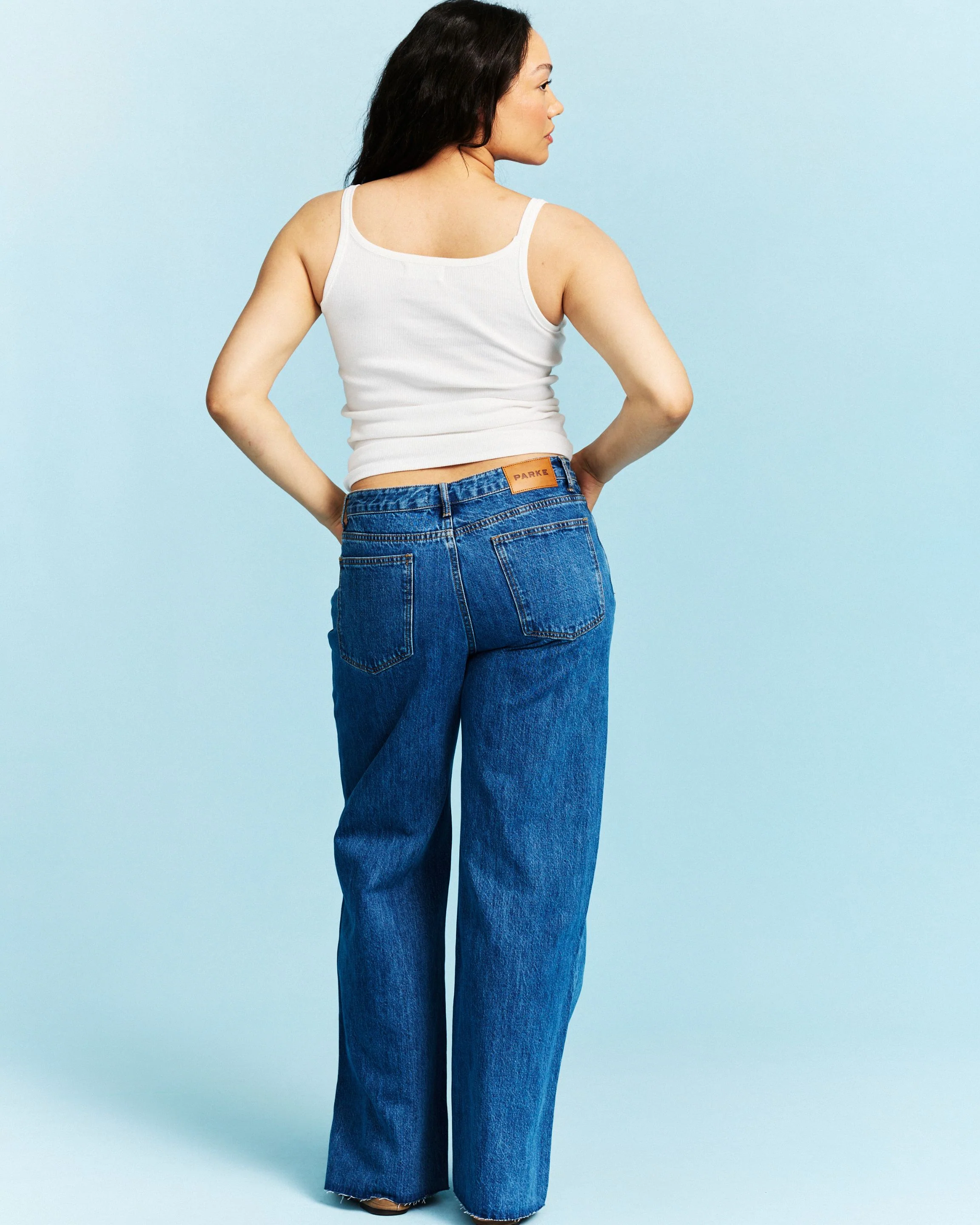 Low Rise Baggy Jeans - Medium Wash - Image 4